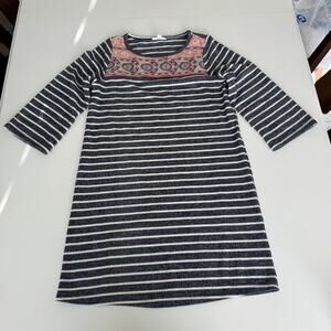 THML Striped Embroidered Grey White Pink Dress Crewneck 3/4 Sleeves Medium